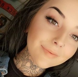 Meet your Posher, Jaynie